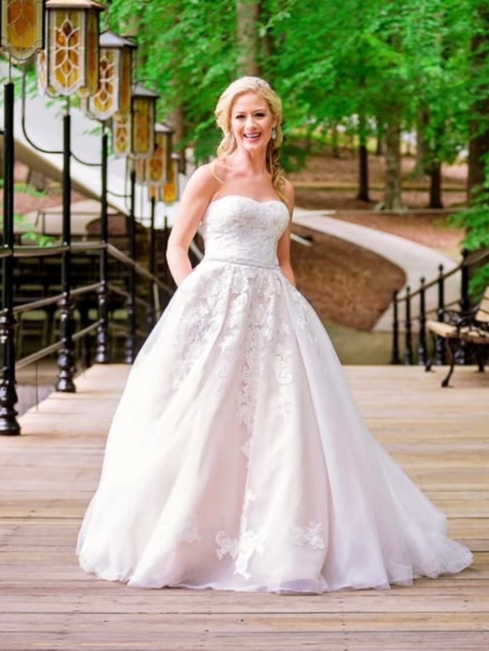 Lace Sweetheart A-Line Wedding Dress
